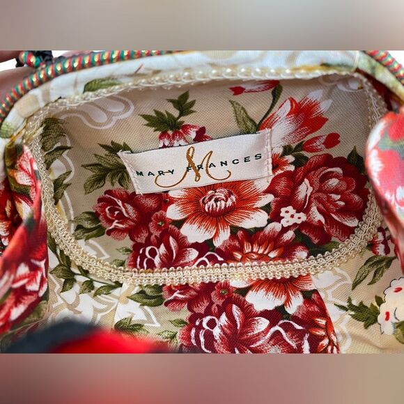 Mary Frances Beaded Poinsettia Purse - Picture 12 of 13